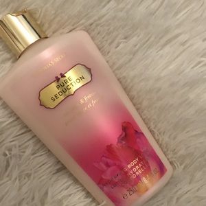 Victoria’s Secret Pure Seduction🌹